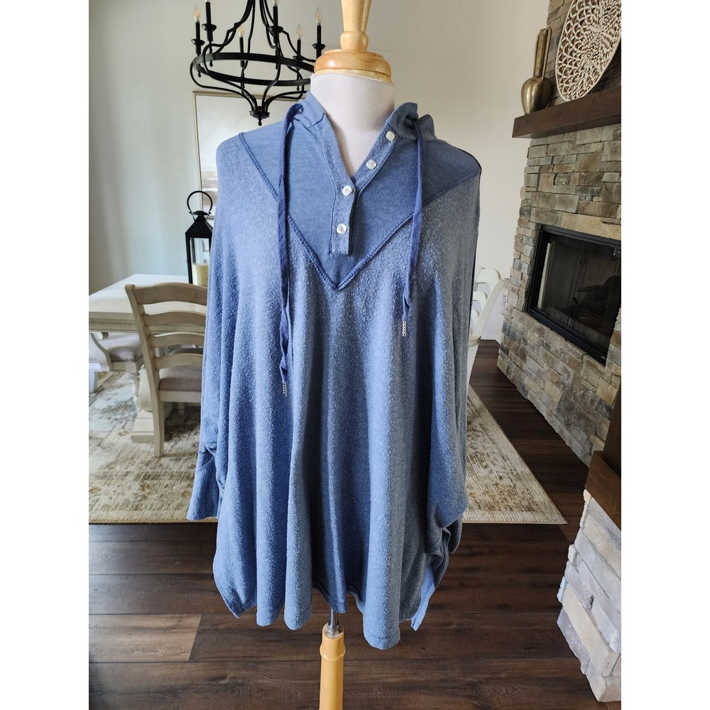 Tempo Paris Blue Henley Hooded Poncho Top Dolman Sleeve Made in Italy